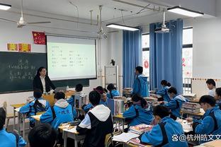 贝弗利：我给纳斯发过短信 告诉他我这辆兰博基尼能打任何比赛